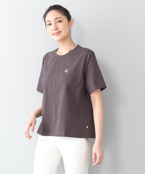CONVERSE(コンバース)の「【CONVERSE/コンバース】ロゴワッペン ドロップショルダーTシャツ ビッグシルエット(Tシャツ/カットソー・レディース・スミクロ/ブラック/ホワイト・LARGE/MEDIUM)」の11枚目の写真