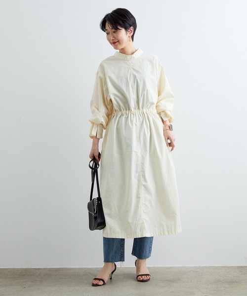 ADAM ET ROPE'(アダムエロペ)の「スタンドカラー2WAYワンピース(ワンピース・レディース・ホワイト/グリーン系その他2・FREE)」の21枚目の写真