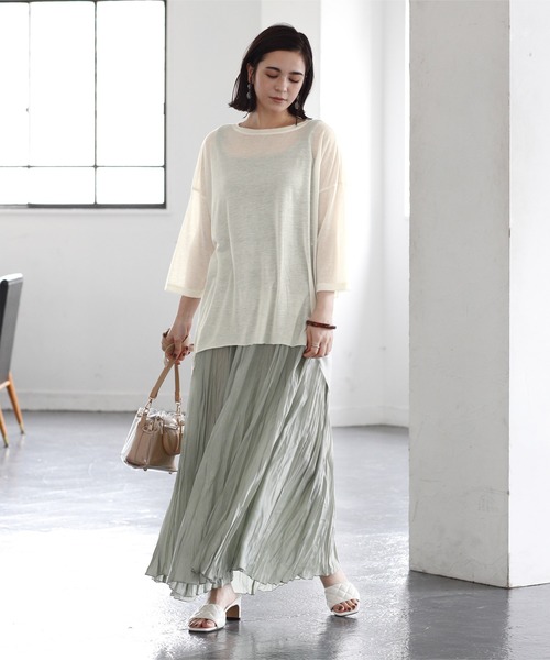 titivate(ティティベイト)の「バックハイスリットシアーカットソーTシャツ(Tシャツ/カットソー・レディース・アイボリー/チャコール/ダークオレンジ/ベージュ・FREE)」の1枚目の写真