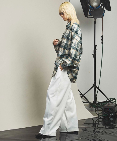 MAISON SPECIAL（メゾンスペシャル）の「《ユニセックスアイテム》マルチファブリックプライムオーバーシャツ 【MAISON SPECIAL/メゾンスペシャル】（シャツ/ブラウス・メンズ・ベージュ/オフホワイト/ブルー/モスグリーン/グリーン/ネイビー/パープル/ブラウン・1/0/2）」の14枚目の写真