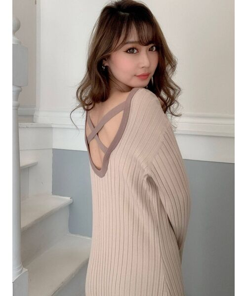 RESEXXY（リゼクシー）の「バッククロスニットワンピース（ワンピース・レディース・ブラック/ミント/ベージュ・FREE）」の6枚目の写真