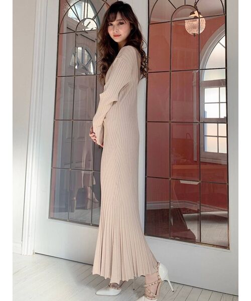 RESEXXY（リゼクシー）の「バッククロスニットワンピース（ワンピース・レディース・ブラック/ミント/ベージュ・FREE）」の7枚目の写真