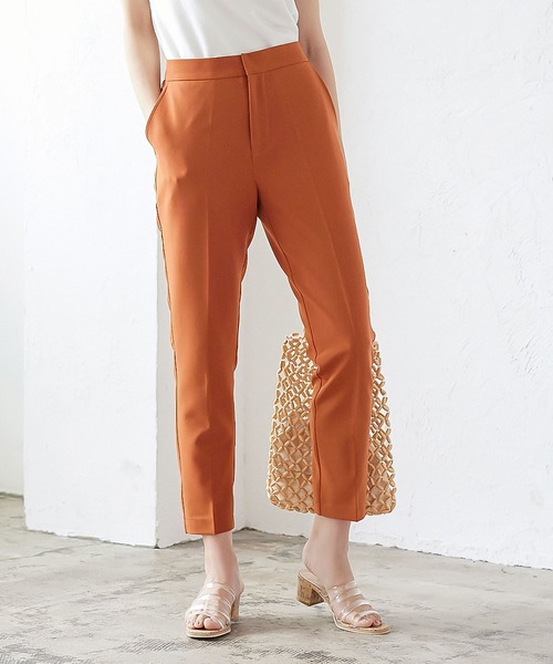 KOBE LETTUCE（コウベレタス）の「ノーマルorパール付き　前開きバックゴムベーシックテーパードパンツ（スラックス・レディース・ブルー/グリーン系その他/ホワイト系その他/ブラック/ピンク系その他/ピンク/オレンジ系その他/モカ/グリーン系その他2/レッド/ライトブルー/ネイビー/ブラウン系その他/ホワイト系その他2/ブラック系その他・M/S/XS/S2/XS2/M2）」の15枚目の写真