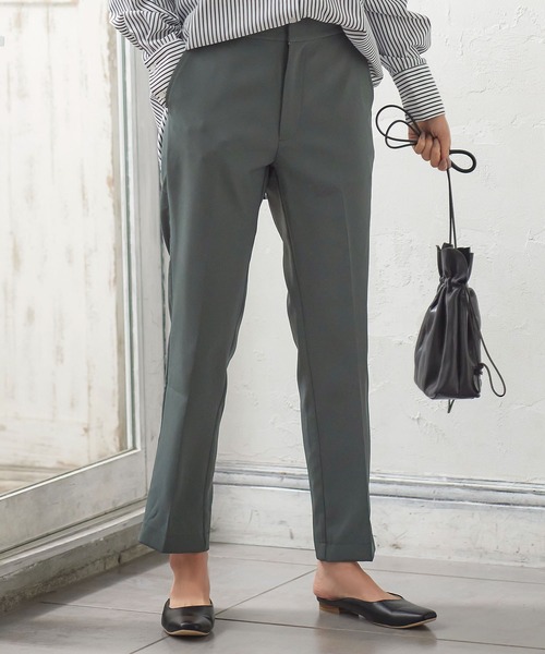 KOBE LETTUCE（コウベレタス）の「ノーマルorパール付き　前開きバックゴムベーシックテーパードパンツ（スラックス・レディース・ブルー/グリーン系その他/ホワイト系その他/ブラック/ピンク系その他/ピンク/オレンジ系その他/モカ/グリーン系その他2/レッド/ライトブルー/ネイビー/ブラウン系その他/ホワイト系その他2/ブラック系その他・M/S/XS/S2/XS2/M2）」の9枚目の写真