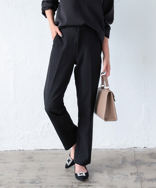 KOBE LETTUCE（コウベレタス）の「ノーマルorパール付き　前開きバックゴムベーシックテーパードパンツ（スラックス・レディース・ブルー/グリーン系その他/ホワイト系その他/ブラック/ピンク系その他/ピンク/オレンジ系その他/モカ/グリーン系その他2/レッド/ライトブルー/ネイビー/ブラウン系その他/ホワイト系その他2/ブラック系その他・M/S/XS/S2/XS2/M2）」の4枚目の写真