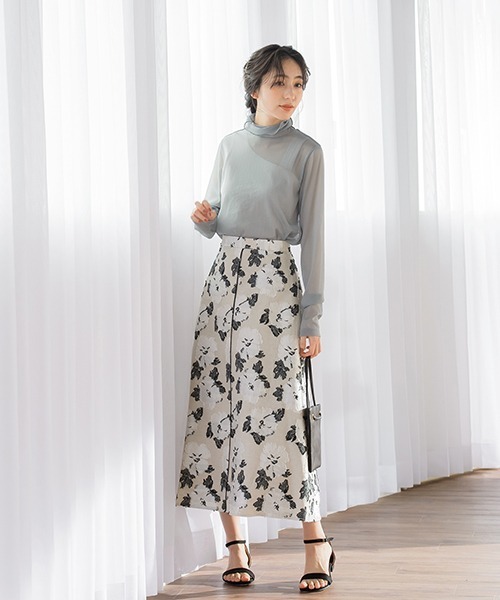 Droite lautreamont（ドロワットロートレアモン）の「フラワー柄