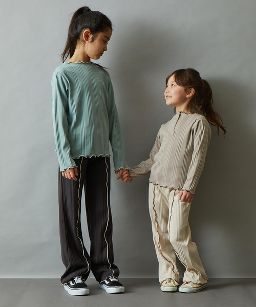 ＆yam（アンドヤム）の「2way配色メローネックランダムリブカットソー（Tシャツ/カットソー・キッズ・ブラック/ベージュ/オレンジ/ホワイト/パープル/グリーン/グレー/グリーン系その他・150-160cm/110-120cm/140-150cm/130-140cm/120-130cm）」の14枚目の写真