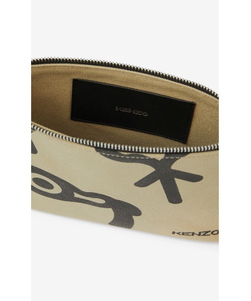 KENZO(ケンゾー)の「KENZO Ark K-Tiger ストラップ付クラッチ(クラッチバッグ・レディース・ベージュ系その他2/ブラウン系その他・ONE SIZE/TU)」の7枚目の写真