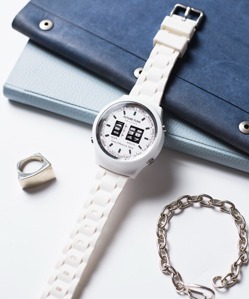 FUTURE FUNK（フーチャーファンク）の「【FUTUREFUNK】インナーリングモデル　FF105（アナログ腕時計・メンズ・ブラック/ライトグレー/オリーブ/ホワイト・FREE）」の2枚目の写真