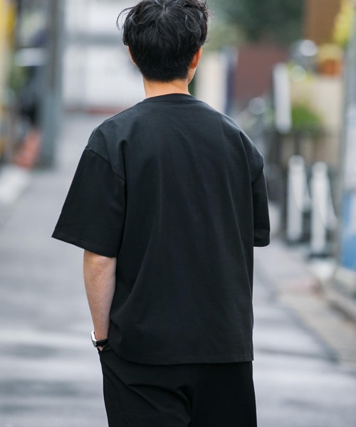 ITEMS URBANRESEARCH(アイテムズ アーバンリサーチ)の「ヘビーウェイト ビッグTシャツ(Tシャツ/カットソー・メンズ・ブラック/オレンジ/ブルー/ホワイト・LARGE/SMALL/MEDIUM)」の22枚目の写真