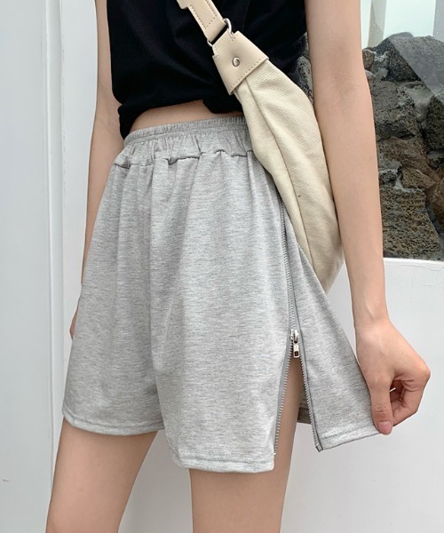 MANGROVE(マングローブ)の「サイドジップスウェットショートパンツ(スウェットパンツ・レディース・ホワイト/ブラック/グレー・FREE)」の3枚目の写真