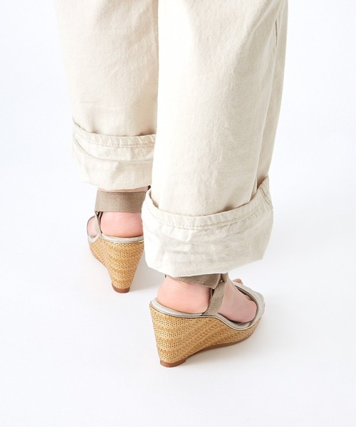 LE TALON(ルタロン)の「7.5cmスクエアメタルラインウエッジサンダル(サンダル・レディース・ブルー系その他/ベージュ/ブラック×ブラック・MEDIUM/SMALL/X-LARGE/LARGE)」の17枚目の写真