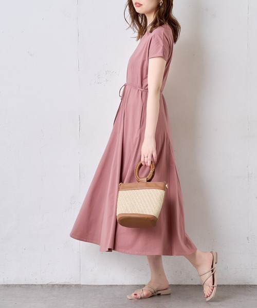 natural couture(ナチュラルクチュール)の「【MAYUKOさんコラボ】前後2WAY美シルエットカットワンピース(ワンピース・レディース・ブラック/ブラウン/ピンク/ミント/ラベンダー・FREE)」の16枚目の写真