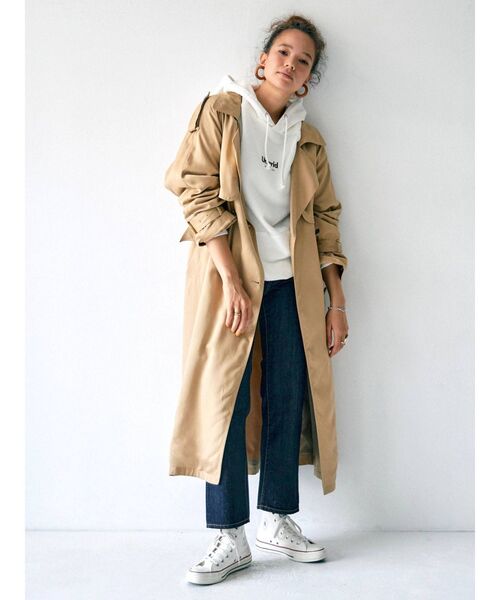 Ungrid(アングリッド)の「ルーズトレンチコート(トレンチコート・レディース・ベージュ/キャメル・SMALL/MEDIUM)」の6枚目の写真
