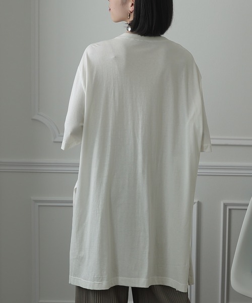 ElegChic(エレグシック)の「サイド スリット チュニックトップス(Tシャツ/カットソー・レディース・ホワイト/杢グレー/ライトベージュ/ブラック・4L/XL/M)」の17枚目の写真
