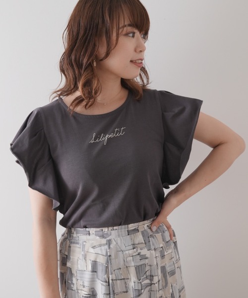 Lilipetit(リリプティ)の「【Lilipetit×Rina】LilipetitロゴフレアTシャツ(Tシャツ/カットソー・レディース・グレー/オフホワイト・M/L)」の2枚目の写真
