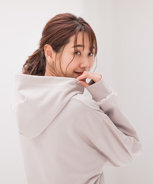 GLOBAL WORK(グローバルワーク)の「サマミエエアリーライトプルオーバーパーカー/959891(パーカー・レディース・ダークグリーン/スミクロ/ライトベージュ/パープル・MEDIUM/LARGE)」の8枚目の写真