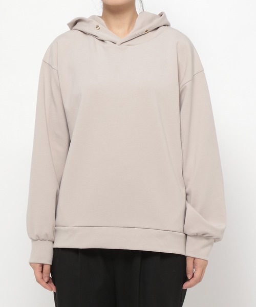 GLOBAL WORK(グローバルワーク)の「サマミエエアリーライトプルオーバーパーカー/959891(パーカー・レディース・ダークグリーン/スミクロ/ライトベージュ/パープル・MEDIUM/LARGE)」の13枚目の写真