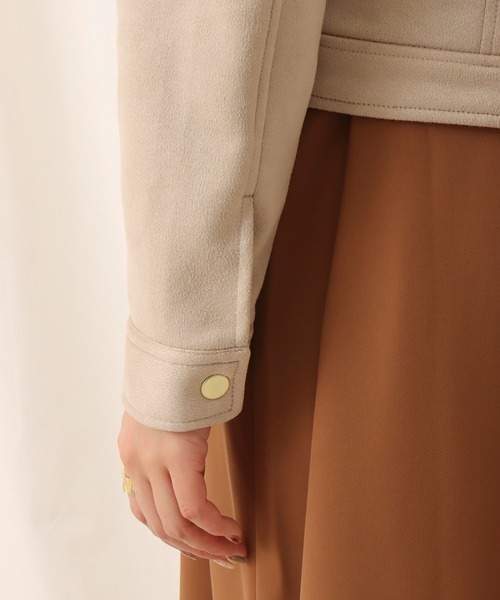 libelle more（リベル モア）の「フェイクスエード ノーカラージャケット（ノーカラージャケット・レディース・ライトピンク/ベージュ/グレー/モカ・M/L）」の16枚目の写真