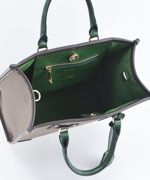 U（ユー）の「スエード アングル トート M/ショルダー付き（トートバッグ・レディース・グリーン/レオパード/パイソン/ブラウン/レッド/ピンク/マスタード/レッド系その他/グレー/オリーブ/グリーン系その他・FREE）」の15枚目の写真