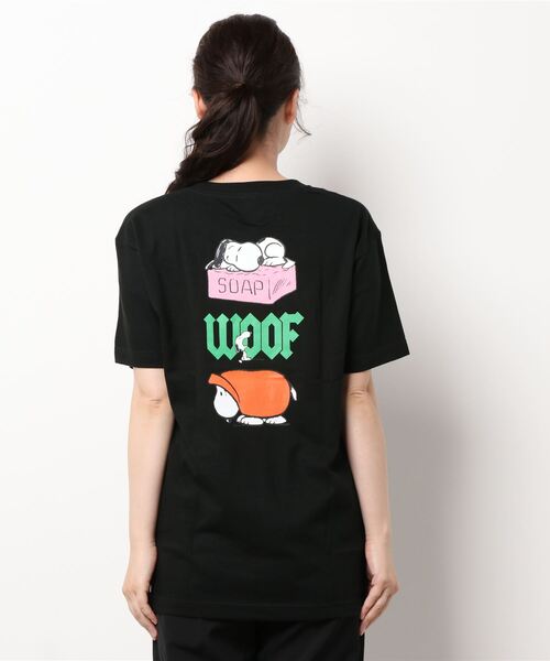 PEANUTS(ピーナッツ)の「【 PEANUTS / NOSTALGICA 】 スヌーピー Tシャツ Type A(Tシャツ/カットソー・レディース・グレー/ホワイト/ブラック/ホワイト系その他/ホワイト系その他2/ピンク・MEDIUM/LARGE)」の1枚目の写真