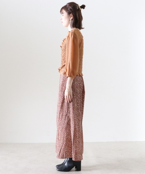 Cheek（チーク）の「無地シャーリングクロス前後２Ｗａｙブラウス（シャツ/ブラウス・レディース・ブラック/キャメル・FREE）」の21枚目の写真