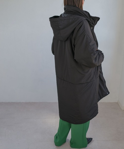 ＡＮＤＪ（アンドジェイ）の「オーバーサイズ中綿モンスターパーカー（ダウンジャケット/コート・レディース・カーキ/ブラック/ベージュ系その他・M/L）」の7枚目の写真