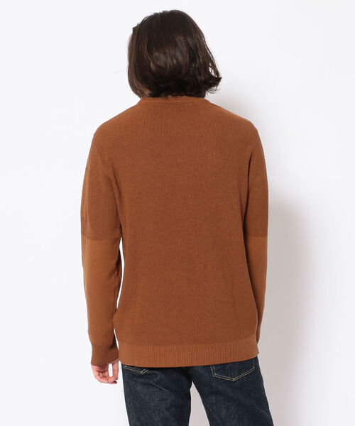 AVIREX（アヴィレックス）の「クルーネック スリーブ ポケット ニット /  CREW NECK SLEEVE POCKET KNIT / アヴィレックス / AVIREX（ニット/セーター・メンズ・ネイビー/ナチュラル/ライトブラウン・MEDIUM/X-LARGE/XX-LARGE/LARGE）」の4枚目の写真