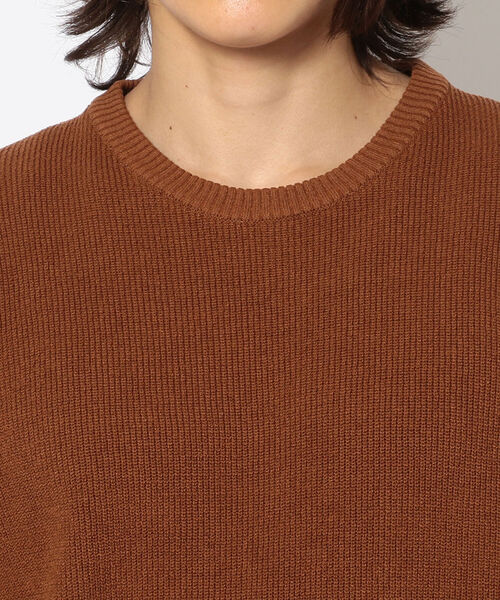 AVIREX（アヴィレックス）の「クルーネック スリーブ ポケット ニット /  CREW NECK SLEEVE POCKET KNIT / アヴィレックス / AVIREX（ニット/セーター・メンズ・ネイビー/ナチュラル/ライトブラウン・MEDIUM/X-LARGE/XX-LARGE/LARGE）」の6枚目の写真