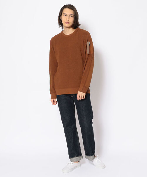 AVIREX（アヴィレックス）の「クルーネック スリーブ ポケット ニット /  CREW NECK SLEEVE POCKET KNIT / アヴィレックス / AVIREX（ニット/セーター・メンズ・ネイビー/ナチュラル/ライトブラウン・MEDIUM/X-LARGE/XX-LARGE/LARGE）」の11枚目の写真