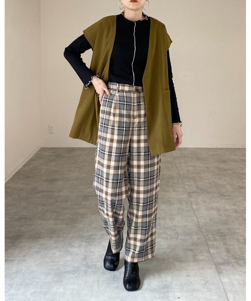 She's Closet(シーズクローゼット)の「タータンチェック柄ストレートトラウザーパンツ(その他パンツ・レディース・ベージュ/グレー・FREE)」の10枚目の写真