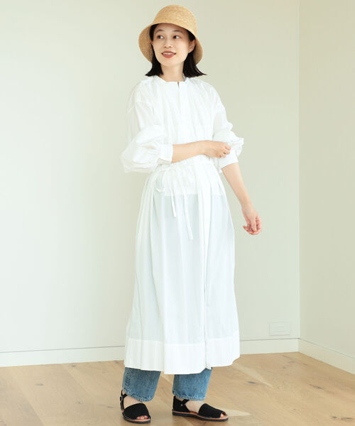 BEAMS BOY（ビームスボーイ）の「BEAMS BOY / ユーロ ギャザー ワンピース（ワンピース・レディース・オフホワイト/サックスブルー・ONE SIZE）」の6枚目の写真