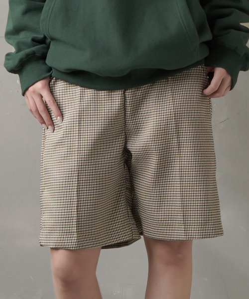 SPINNS（スピンズ）の「【7色展開】アソートピンタックハーフパンツ（スラックス・レディース・チャコール/ブラック/ベージュ系/ブラック系/ブラック系1/ゼブラ/ホワイト・ONESIZE）」の7枚目の写真