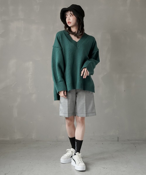 SPINNS（スピンズ）の「【7色展開】アソートピンタックハーフパンツ（スラックス・レディース・チャコール/ブラック/ベージュ系/ブラック系/ブラック系1/ゼブラ/ホワイト・ONESIZE）」の17枚目の写真