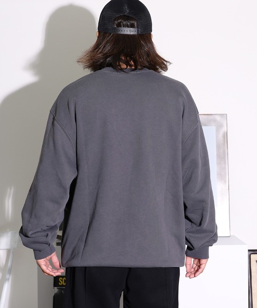STAMPD（スタンプド）の「STAMPD/スタンプド Stacked Crew クルースウェット トレーナー フロントロゴ ワンポイント（スウェット・メンズ・サンドベージュ/チャコール・M/L/XL）」の4枚目の写真
