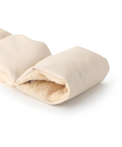 Simplicite（サンプリシテ）の「フェイクレザー ファーストール（マフラー・レディース・ブラック/ベージュ・FREE）」の8枚目の写真