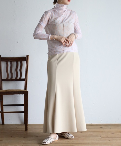 r.(アールドット)の「シアーニュアンスプリント アウトシームボトルネックトップス(Tシャツ/カットソー・レディース・ベージュ/イエロー/グレー/ブルー/オレンジ/ライトグレー/ライトベージュ/ラベンダー/グリーン・FREE)」の18枚目の写真