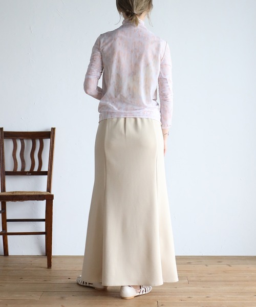 r.(アールドット)の「シアーニュアンスプリント アウトシームボトルネックトップス(Tシャツ/カットソー・レディース・ベージュ/イエロー/グレー/ブルー/オレンジ/ライトグレー/ライトベージュ/ラベンダー/グリーン・FREE)」の20枚目の写真