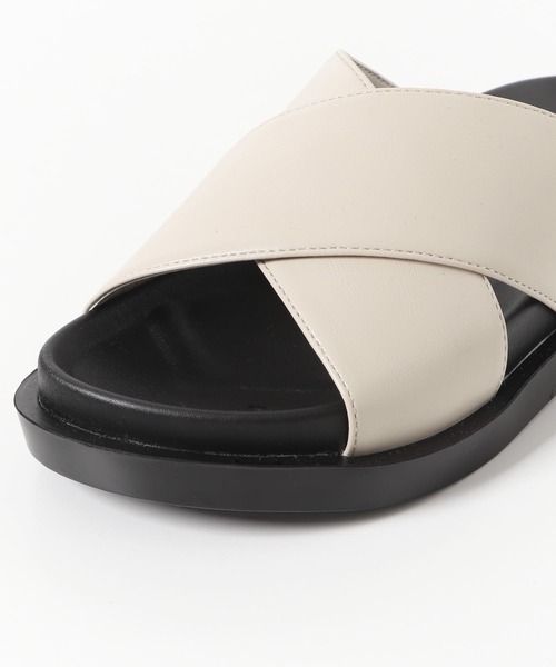 SENSE OF PLACE by URBAN RESEARCH（センスオブプレイスバイアーバンリサーチ）の「ワイドクロスフットベッドサンダル（サンダル・レディース・ブラック/ブラウン/グリーン/アイボリー・SMALL/MEDIUM/LARGE）」の15枚目の写真