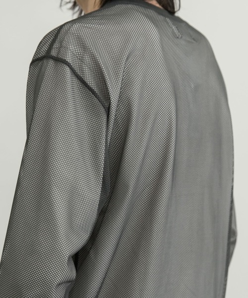 URBAN RESEARCH（アーバンリサーチ）の「URBAN RESEARCH iD　メッシュロングスリーブTシャツ（Tシャツ/カットソー・メンズ・グリーン系その他/ロイヤルブルー/チャコールグレー・MEDIUM/LARGE）」の16枚目の写真