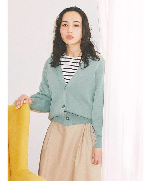 earth music&ecology（アースミュージックアンドエコロジー）の「Vネックコクーンカーディガン*（カーディガン/ボレロ・レディース・ブラック/ライトグリーン/グレイッシュベージュ・FREE）」の6枚目の写真