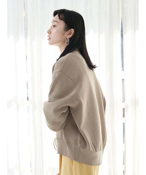 earth music&ecology（アースミュージックアンドエコロジー）の「Vネックコクーンカーディガン*（カーディガン/ボレロ・レディース・ブラック/ライトグリーン/グレイッシュベージュ・FREE）」の16枚目の写真