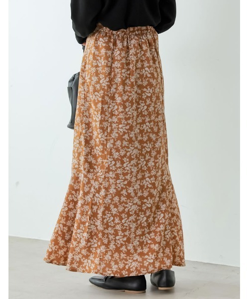 Re:EDIT（リエディ）の「[低身長サイズ有]デシン小花柄マーメイドスカート（スカート・レディース・レッド/ブラック/キャメル・MEDIUM/LARGE/SHORT）」の14枚目の写真