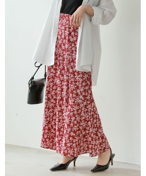 Re:EDIT（リエディ）の「[低身長サイズ有]デシン小花柄マーメイドスカート（スカート・レディース・レッド/ブラック/キャメル・MEDIUM/LARGE/SHORT）」の18枚目の写真