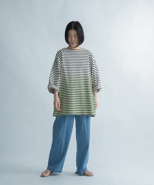 FORK&SPOON（フォークアンドスプーン）の「FORK&SPOON　オーバーダイボーダーTシャツ（Tシャツ/カットソー・メンズ・ブルー系その他/イエロー系その他・5）」の6枚目の写真