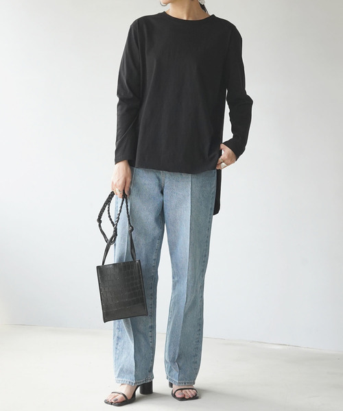 IAMUSE(アイアミューズ)の「【IAMUSE】スリットロングテールトップス S0081(Tシャツ/カットソー・レディース・ホワイト/ブラック・FREE)」の3枚目の写真