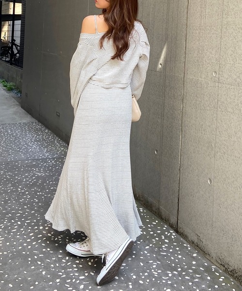 ROYAL PARTY(ロイヤルパーティー)の「【ZOZO限定】カットアンサンブルワンピース(ワンピース・レディース・ベージュ/ブラック/マルチ・FREE)」の4枚目の写真