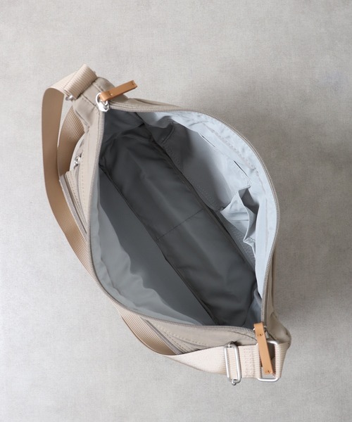 anello（アネロ）の「anello GRANDE 10ポケット ショルダーBAG（ショルダーバッグ・メンズ・ブラック/ターコイズブルー/グレイッシュベージュ/オレンジ/ネイビー/オリーブ/ライトピンク・FREE）」の21枚目の写真