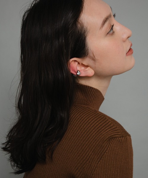 COLOR TOKYO ACCESSORIES(カラートウキョウアクセサリー)の「ハートイヤリング(イヤリング・レディース・Silver/GOLD ・FREE)」の13枚目の写真