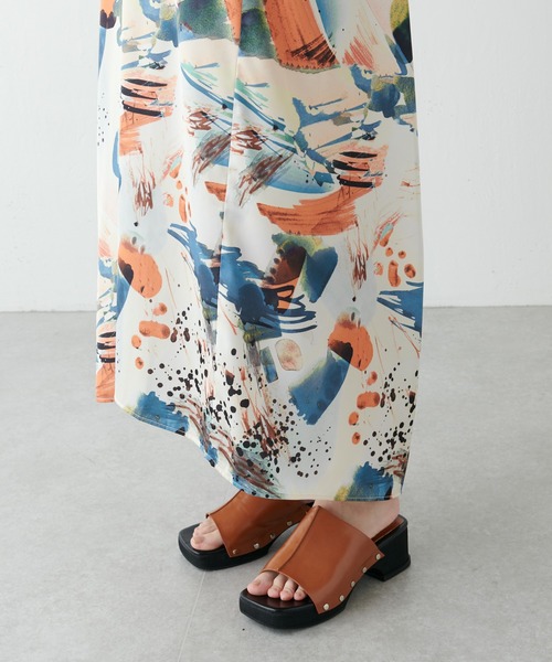 Lui's(ルイス)の「アートプリントキャミワンピース(ワンピース・レディース・オレンジ/ブルー・FREE)」の14枚目の写真